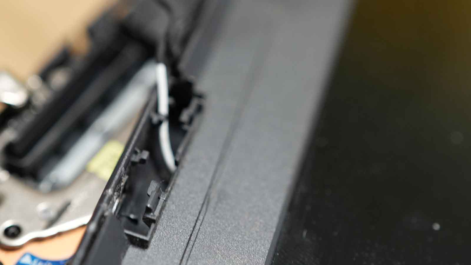 Wymiana obudowy w laptopie